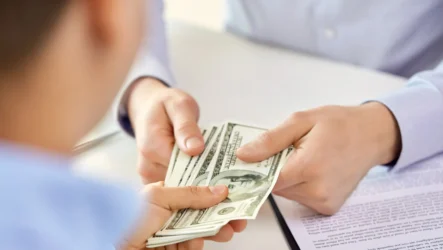 What Qualifies Me for Spousal Maintenance in Texas?